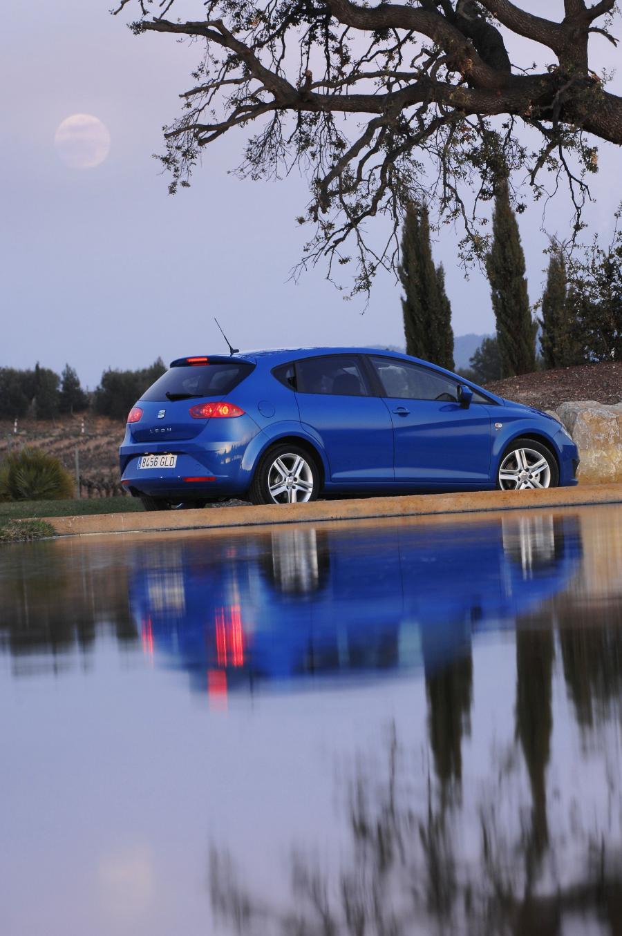  Seat Leon 2009 года  (фото 47 из 104)